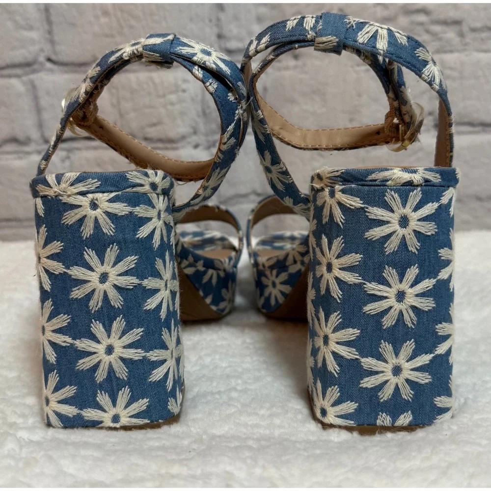 Maurices Natalie Blue Denim Daisy Embroidered Platform Block Heel Sandals 7M